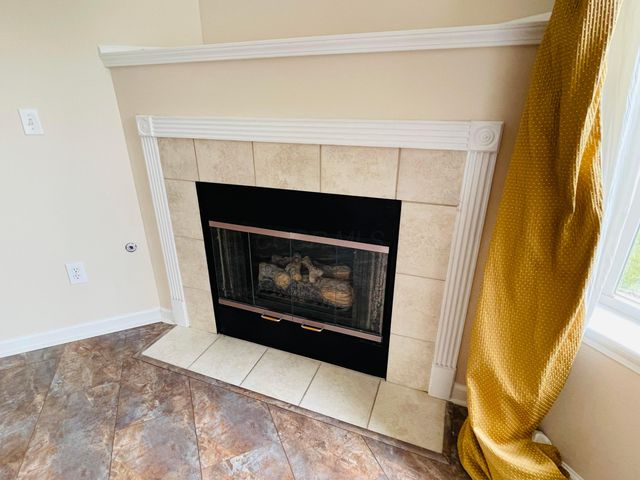 117 Colonial Woods Drive, Mount Vernon, OH 43050
