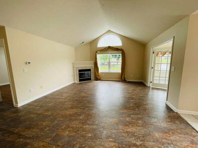 117 Colonial Woods Drive, Mount Vernon, OH 43050