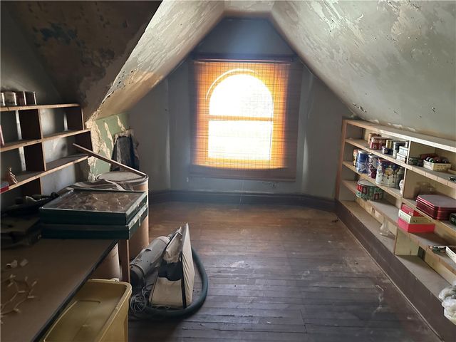 172 Franklin Ave, Vandergrift, PA 15690