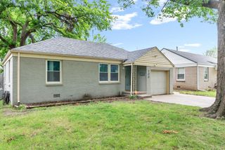 709 S Drury Ln, Wichita, KS 67207