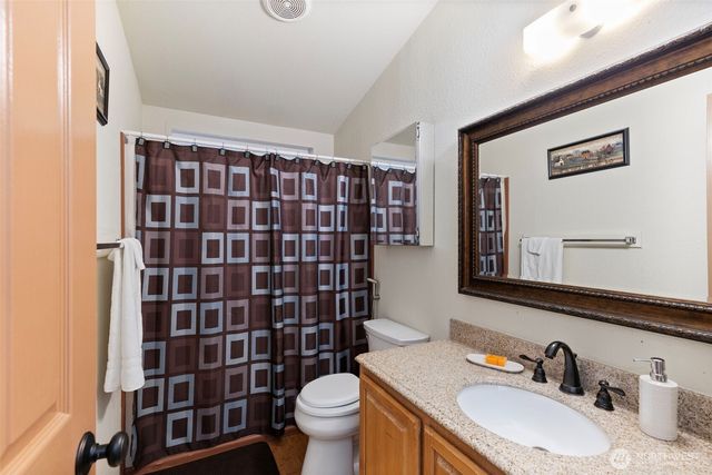 6551 Stone Farm Lane NW, Seabeck, WA 98380