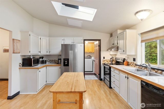 6551 Stone Farm Lane NW, Seabeck, WA 98380