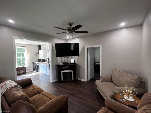 1020 Frank Street, Mount Airy, NC 27030