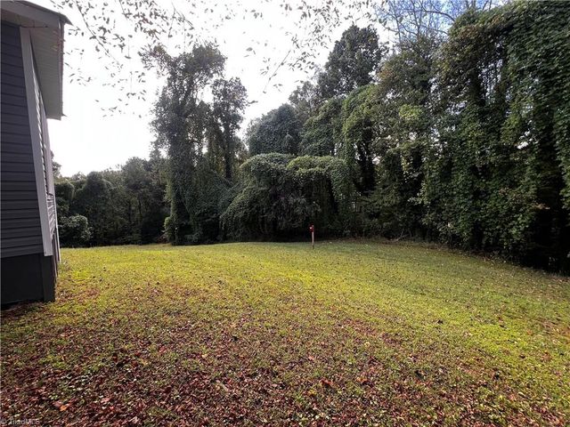 1020 Frank Street, Mount Airy, NC 27030