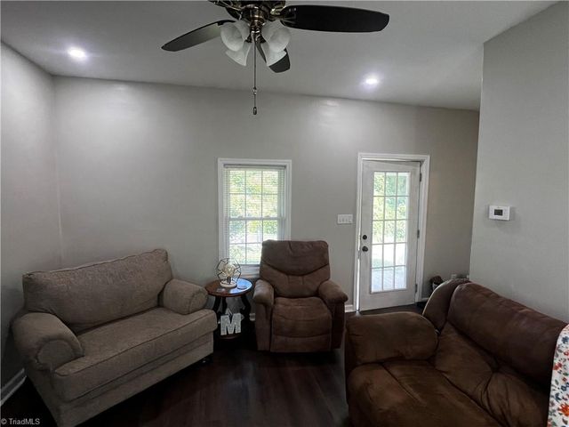 1020 Frank Street, Mount Airy, NC 27030