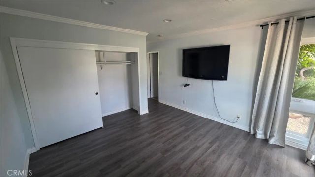 10126 Vanalden, Northridge, CA 91324