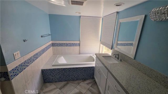 10126 Vanalden, Northridge, CA 91324