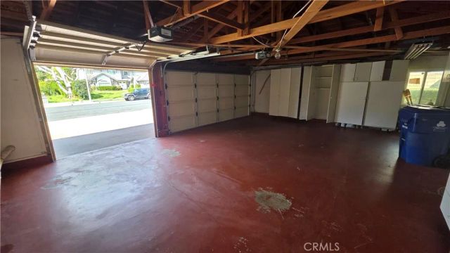 10126 Vanalden, Northridge, CA 91324