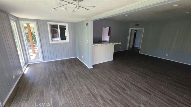 10126 Vanalden, Northridge, CA 91324