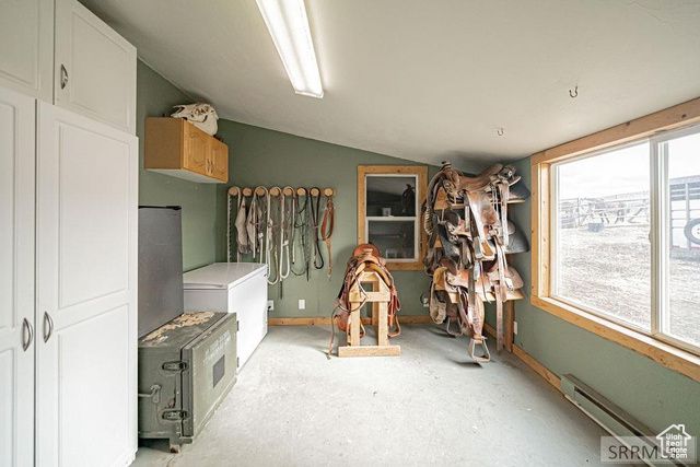 1000 E BUTTE RD, Menan, ID 83434