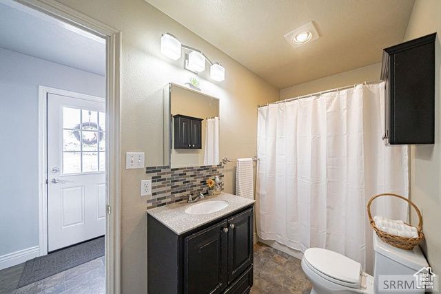 1000 E BUTTE RD, Menan, ID 83434