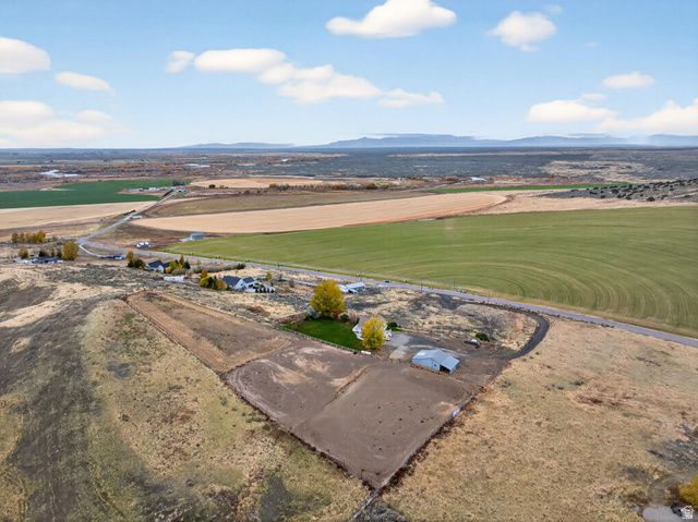 1000 E BUTTE RD, Menan, ID 83434