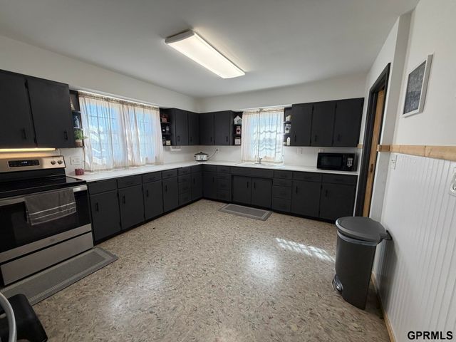 207 N Main Street, Wilber, NE 68465