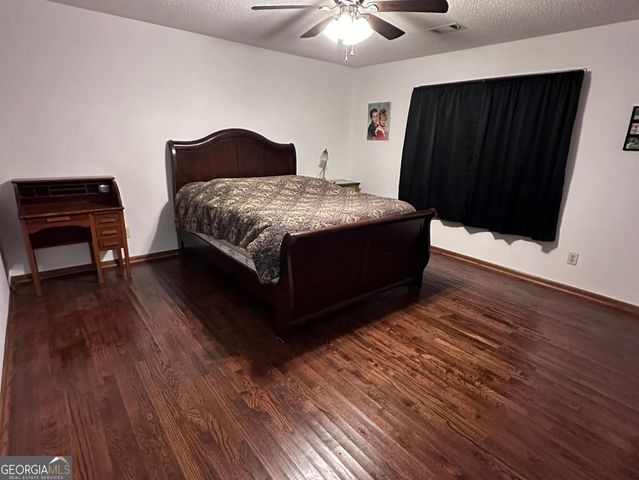 1925 Oak Hill Road, Covington, GA 30016