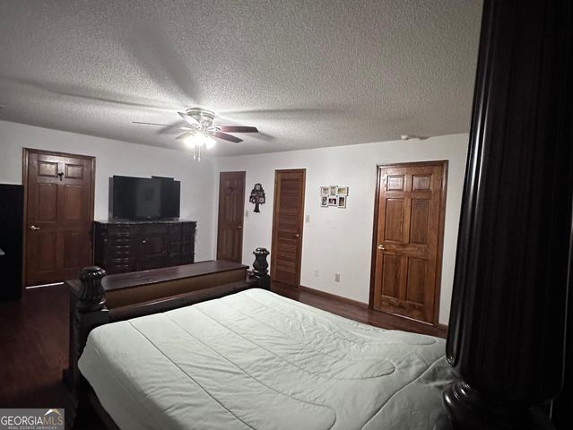 1925 Oak Hill Road, Covington, GA 30016