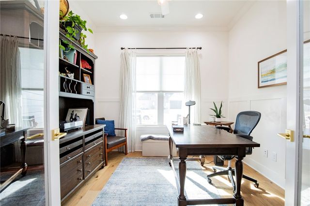 2704 Nova Avenue, Lowell, AR 72745