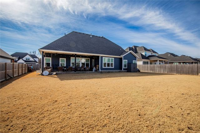 2704 Nova Avenue, Lowell, AR 72745