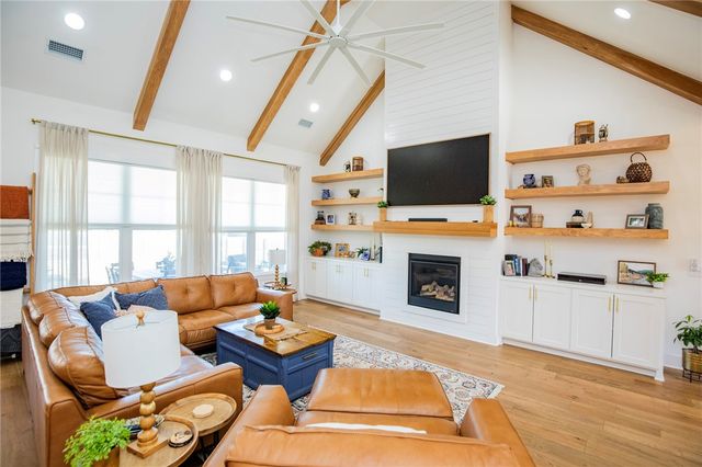 2704 Nova Avenue, Lowell, AR 72745