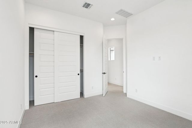 7392 W GAMBIT Trail, Peoria, AZ 85383