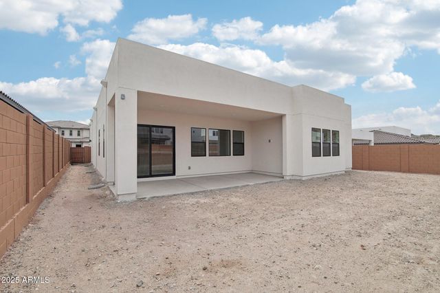 7392 W GAMBIT Trail, Peoria, AZ 85383