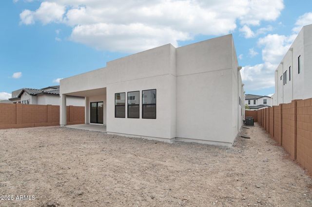 7392 W GAMBIT Trail, Peoria, AZ 85383