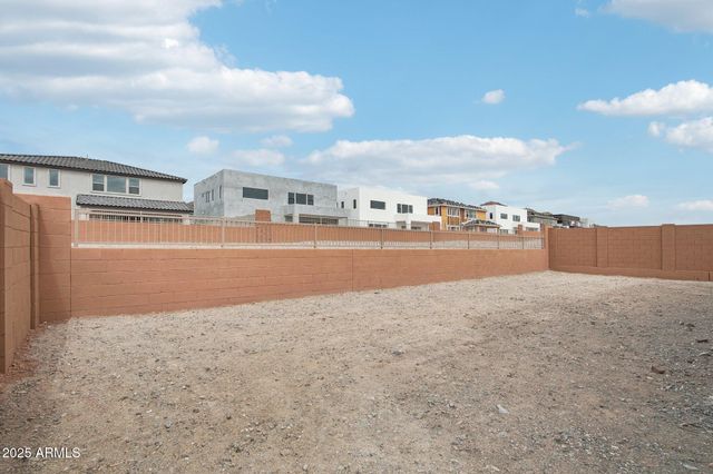 7392 W GAMBIT Trail, Peoria, AZ 85383