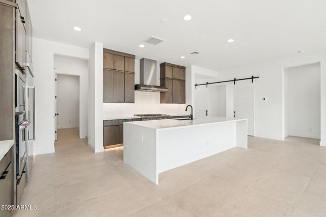 7392 W GAMBIT Trail, Peoria, AZ 85383