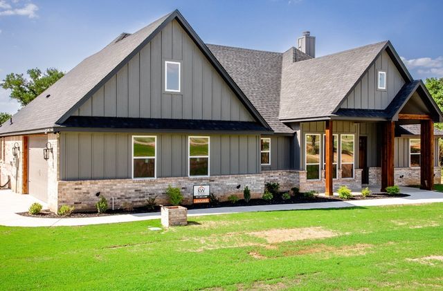 128 Oak Springs Lane, Weatherford, TX 76087