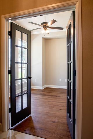 128 Oak Springs Lane, Weatherford, TX 76087