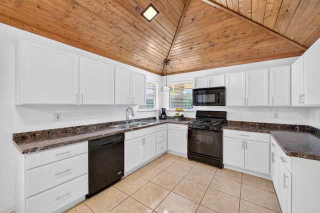 923 Moore Street, Cedar Hill, TX 75104