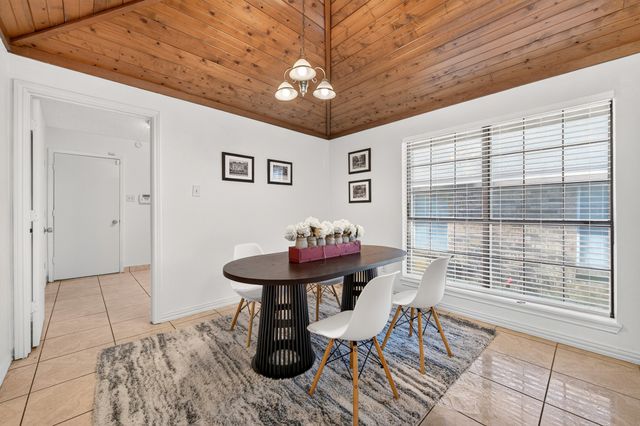 923 Moore Street, Cedar Hill, TX 75104
