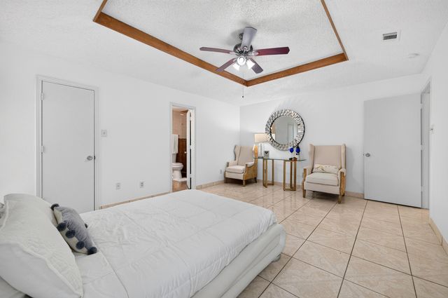 923 Moore Street, Cedar Hill, TX 75104