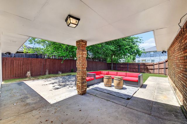 923 Moore Street, Cedar Hill, TX 75104
