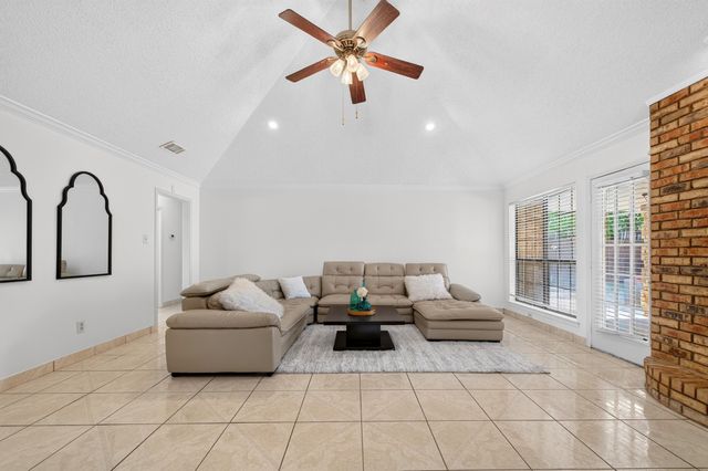 923 Moore Street, Cedar Hill, TX 75104