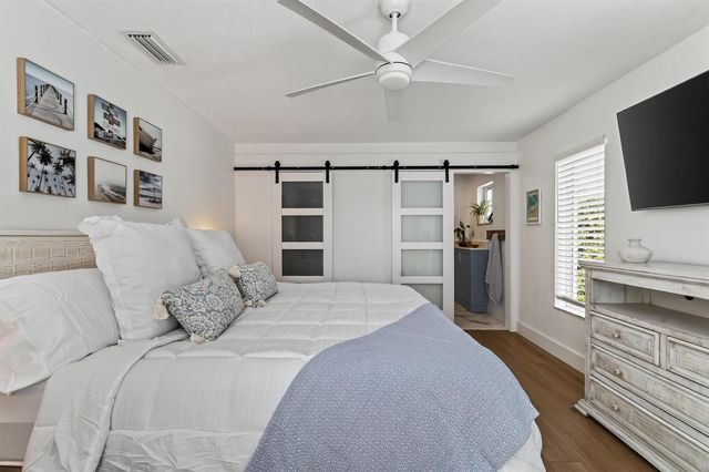 46 DOGWOOD Ridge, Tequesta, FL 33469