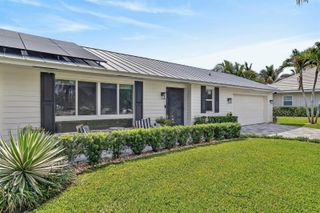 46 DOGWOOD Ridge, Tequesta, FL 33469