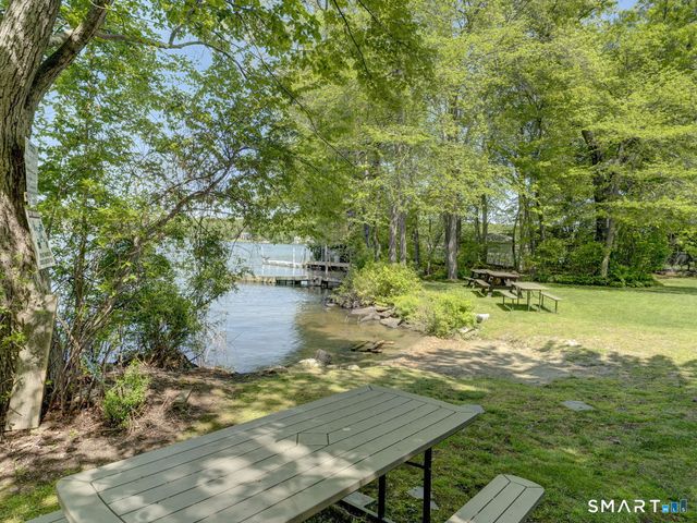 18 Brook Trail, East Hampton, CT 06424