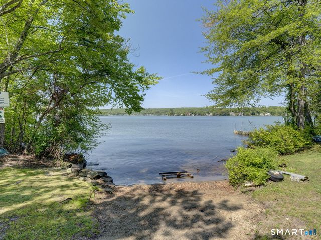 18 Brook Trail, East Hampton, CT 06424