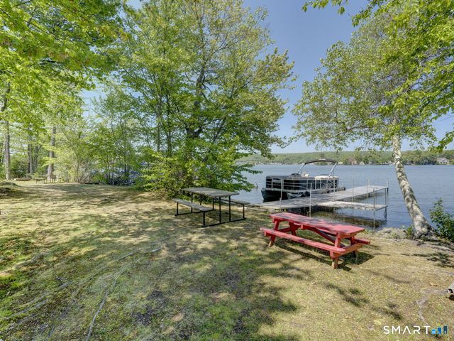 18 Brook Trail, East Hampton, CT 06424