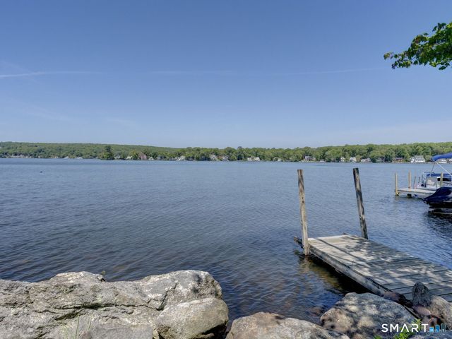18 Brook Trail, East Hampton, CT 06424