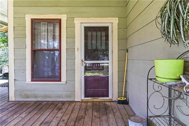 305 Ewalt Avenue, Springdale, AR 72764
