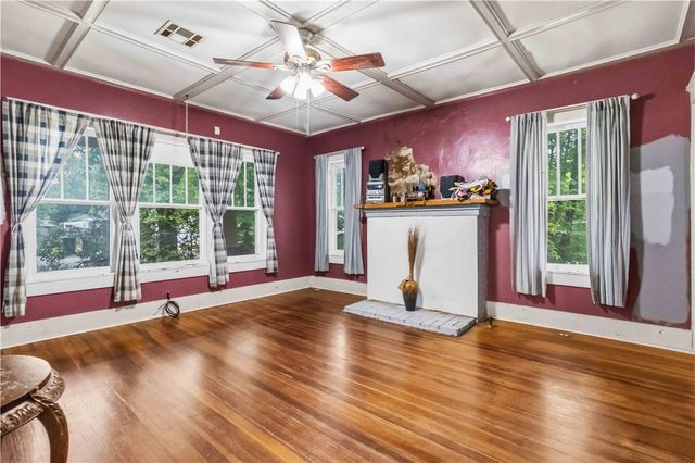 305 Ewalt Avenue, Springdale, AR 72764