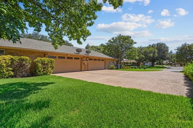 4824 Darla Drive, Fort Worth, TX 76132