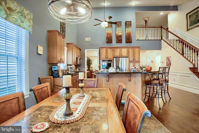 75 PRESIDENTS DRIVE, Mechanicsburg, PA 17050