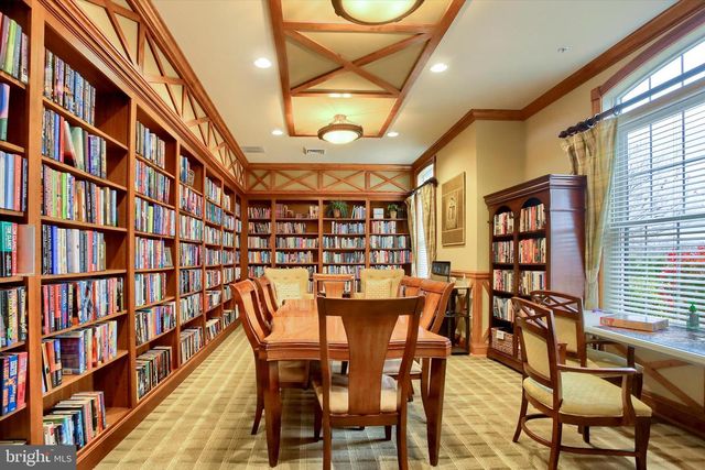 75 PRESIDENTS DRIVE, Mechanicsburg, PA 17050