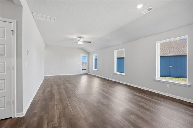 628 W Bluebird Street, Gardner, KS 66030