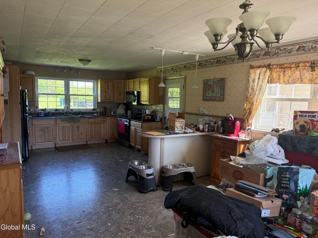 653 County Road 41, Hudson Falls, NY 12839