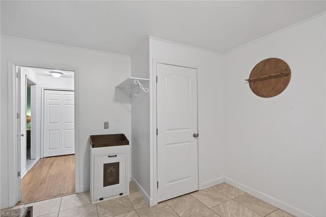 12 Warren DR, Portsmouth, VA 23701