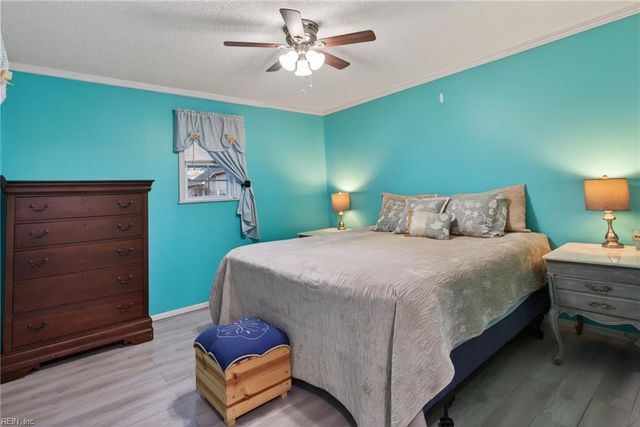 12 Warren DR, Portsmouth, VA 23701