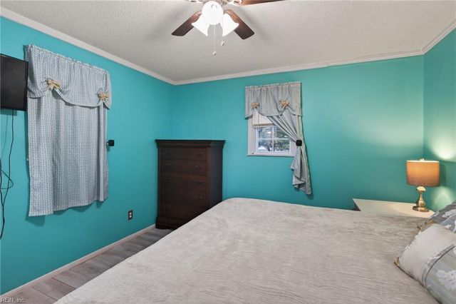 12 Warren DR, Portsmouth, VA 23701